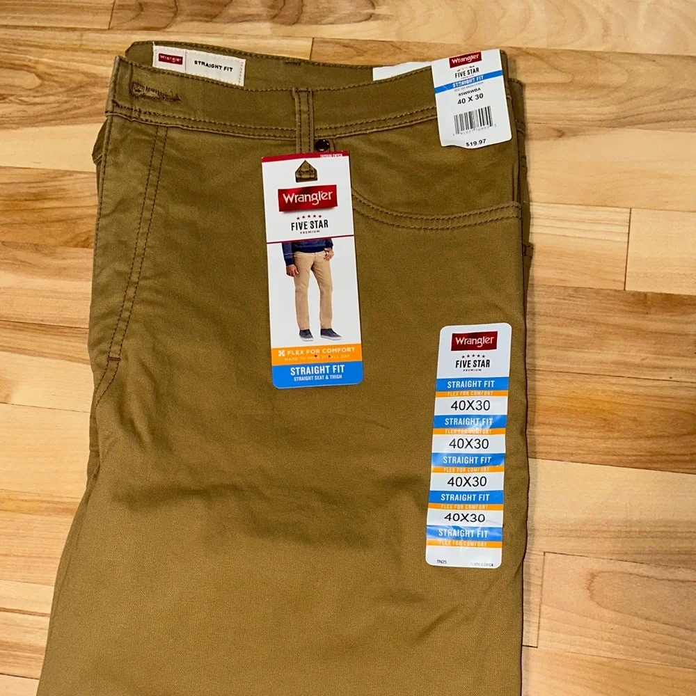 Wrangler Men's Straight Fit Khaki Pants 40x30 Set of 2 NWT